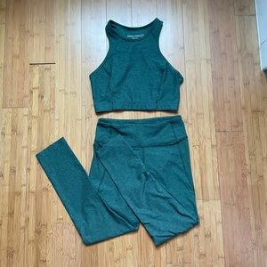 Outdoor Voices Women’s Rec Kit Hunter Green